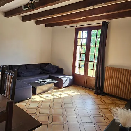 Maison Spacieuse Et Au Calme * Yvre-l'Eveque